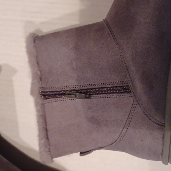 4/$60 New Short Gray Fit Body Boots - Size US8 - Picture 7 of 16